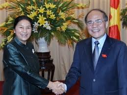 ដំណើរទស្សនកិច្ចអះអាងនូវចំណងសាមគ្គីភាពនិងមិត្តភាពជាពិសេស វៀតណាម-ឡាវ។